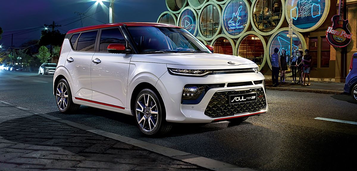 /img/cars/1637051832-exterior_kia_Soul_8.jpg