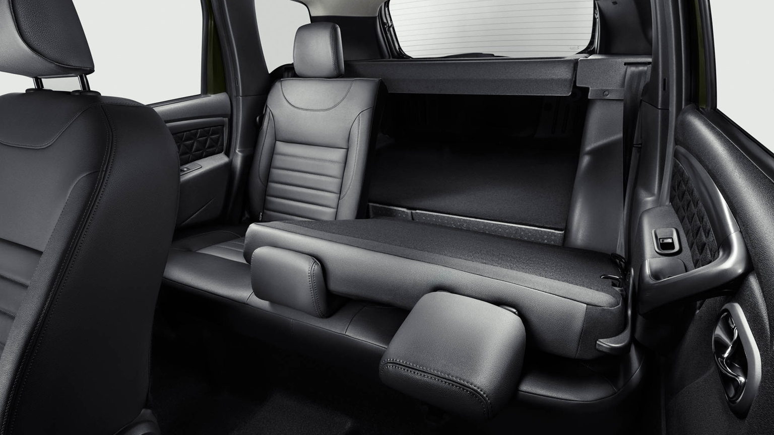/img/cars/1637052940-interior_renault_Duster_New_1.jpg