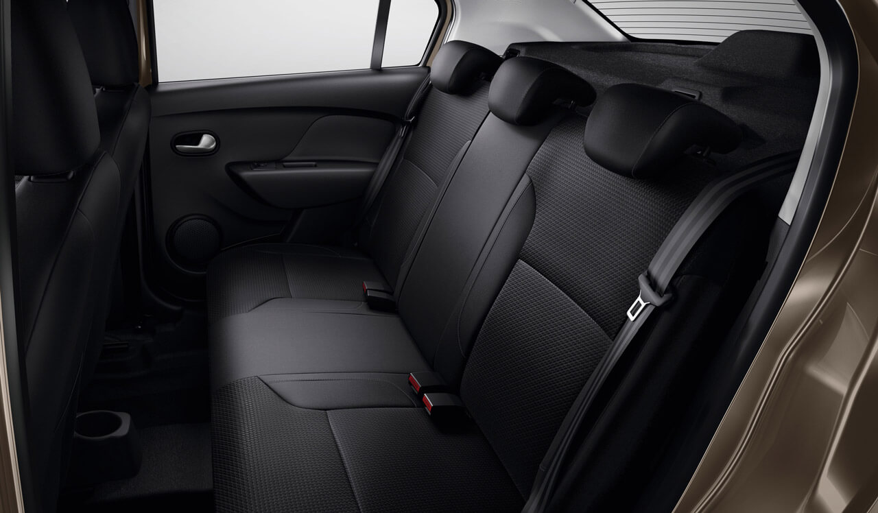 /img/cars/1637052974-interior_renault_Logan_New_7.jpg