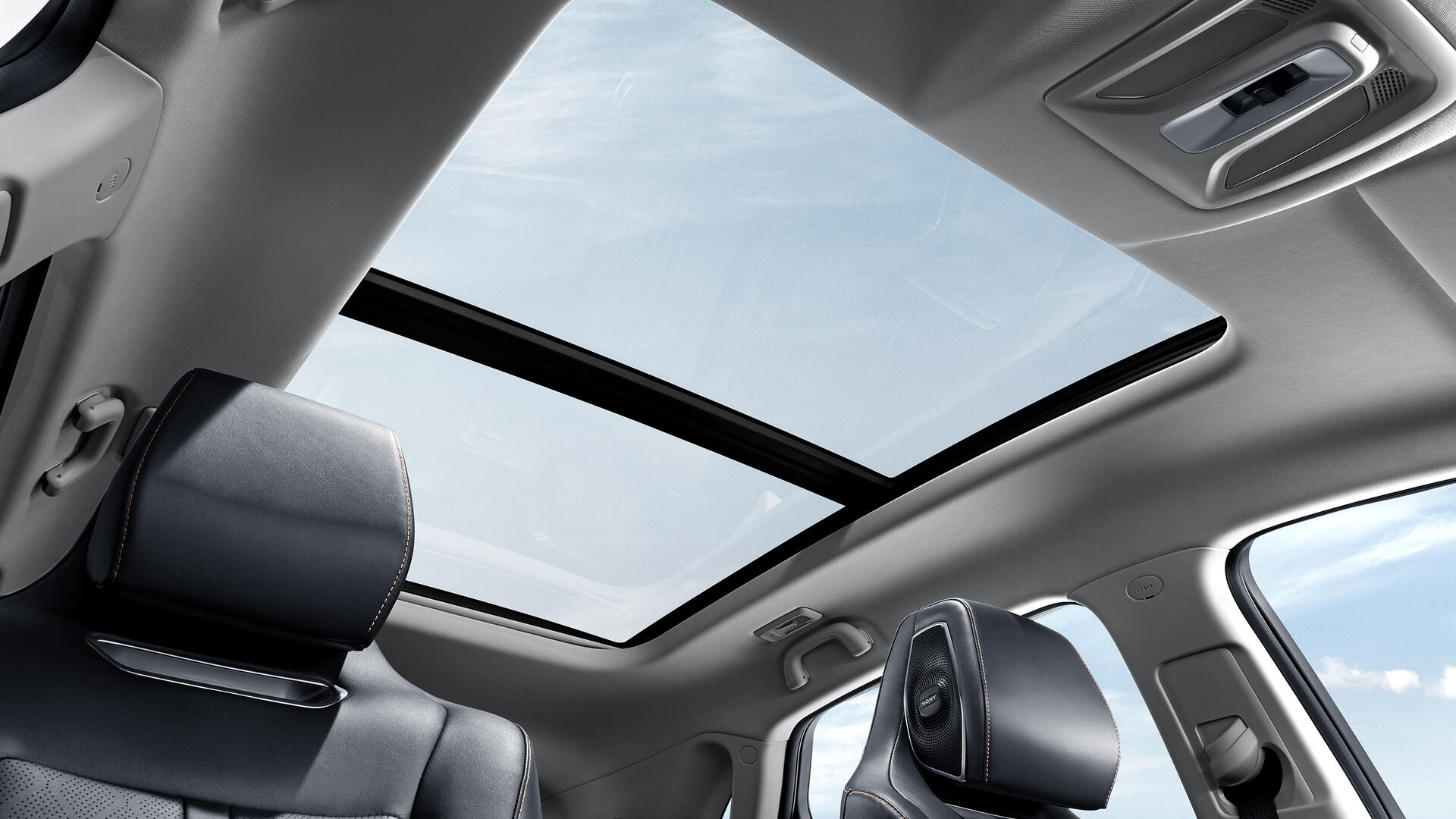 /img/cars/1659435411-uni-k-7.jpg
