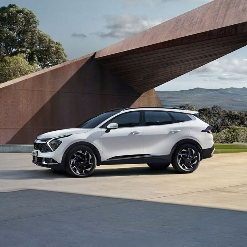 /img/cars/1661331727-92e8fa37-07cf-4ba1-9b88-2f940e37c0d2.jpg