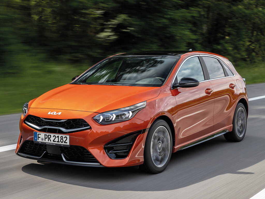 /img/cars/1667997852-kia_cee_d_1039846.jpg