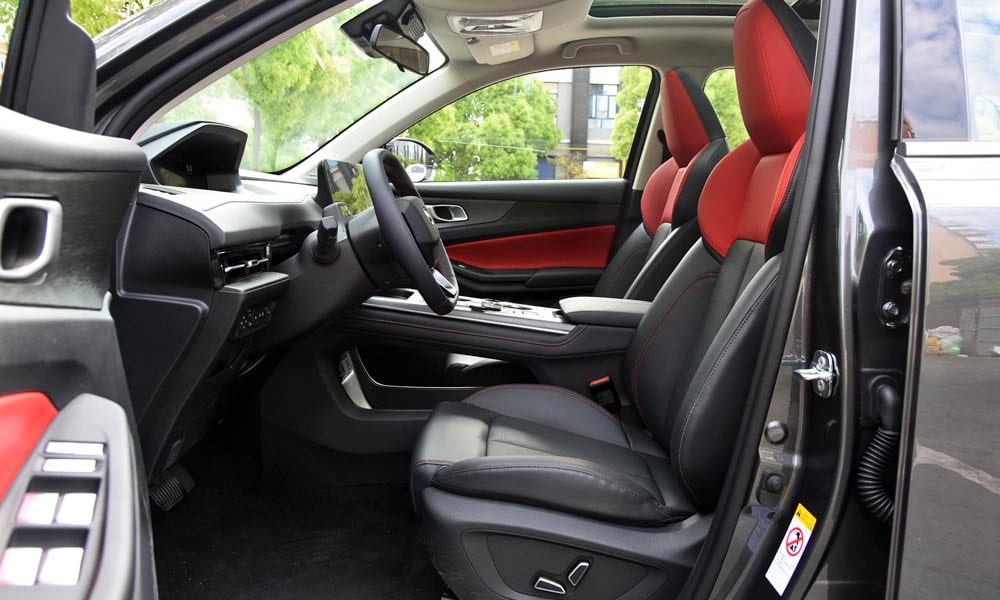 /img/cars/1670826977-cs55-plus-1-14.jpg