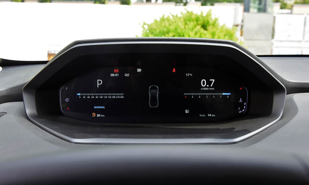 /img/cars/1670826977-cs55-plus-1-19.jpg