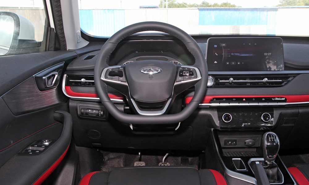 /img/cars/1672401358-tiggo-4-pro-1-13.jpg