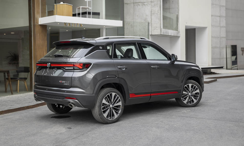 /img/cars/1674039216-cs35-plus-8.jpg