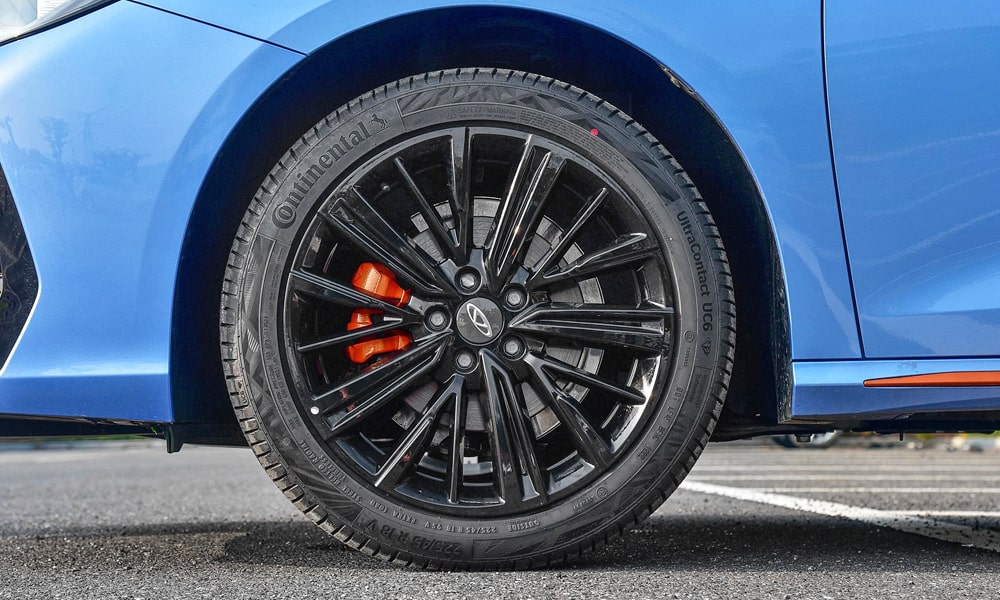 /img/cars/1680073657-arrizo-8-12.jpg