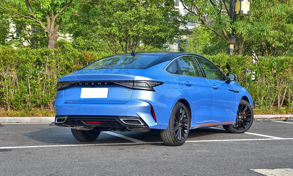 /img/cars/1680073657-arrizo-8-8.jpg